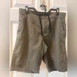The North Face‎ Men's Olive/Green Nylon Shorts